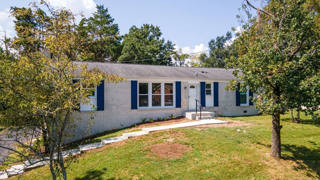 609 Harpeth Pkwy E, Nashville