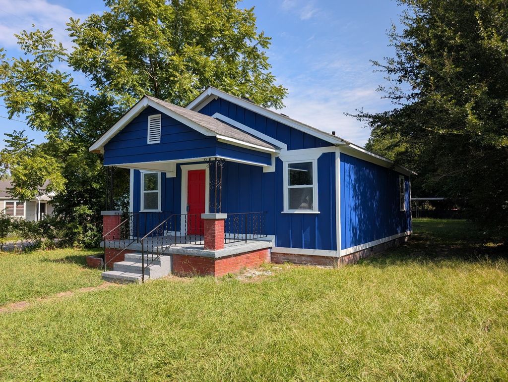 215 Spruce Street, Rossville