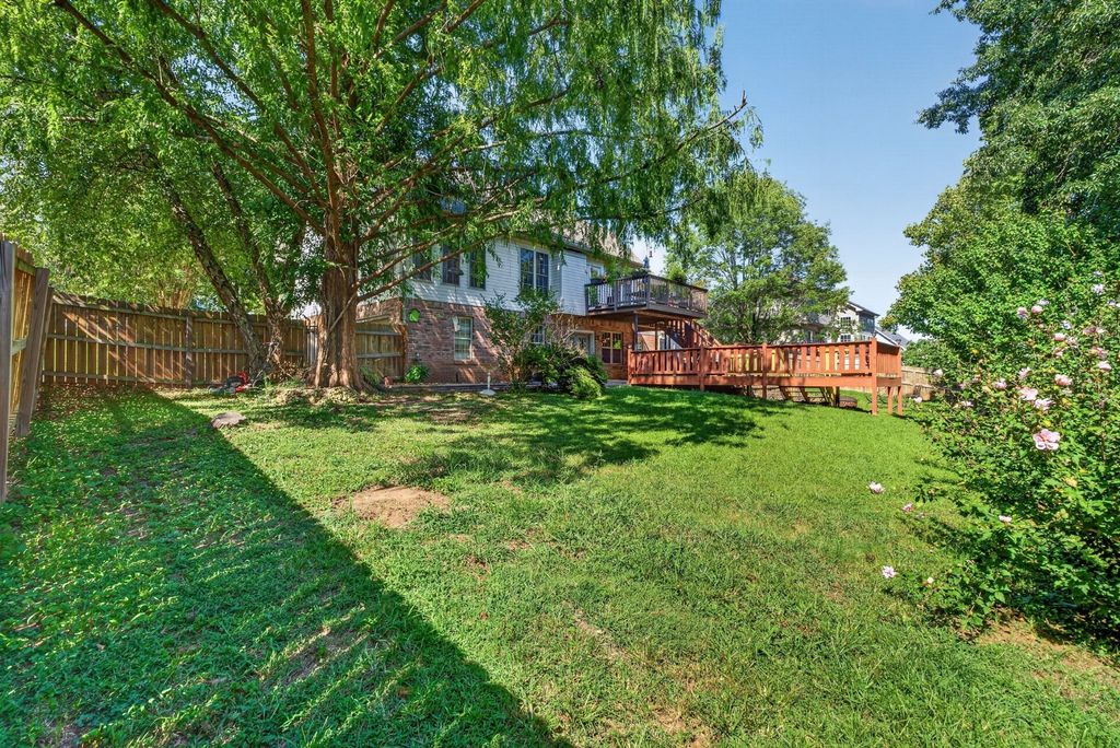 534 Christel Springs Dr, Clarksville