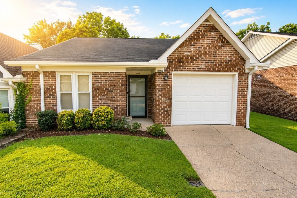 208 Myhr Grn, Nashville