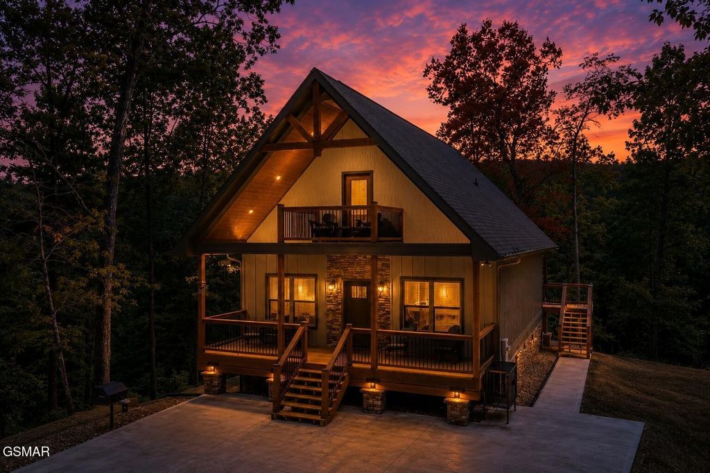 1756 Stinnett Road, Sevierville
