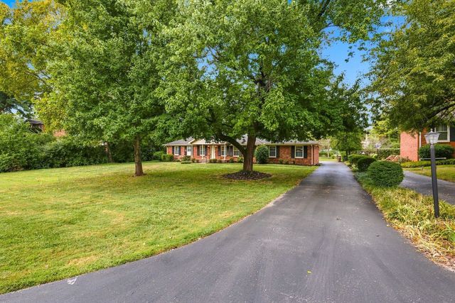 5321 Overton Rd, Nashville