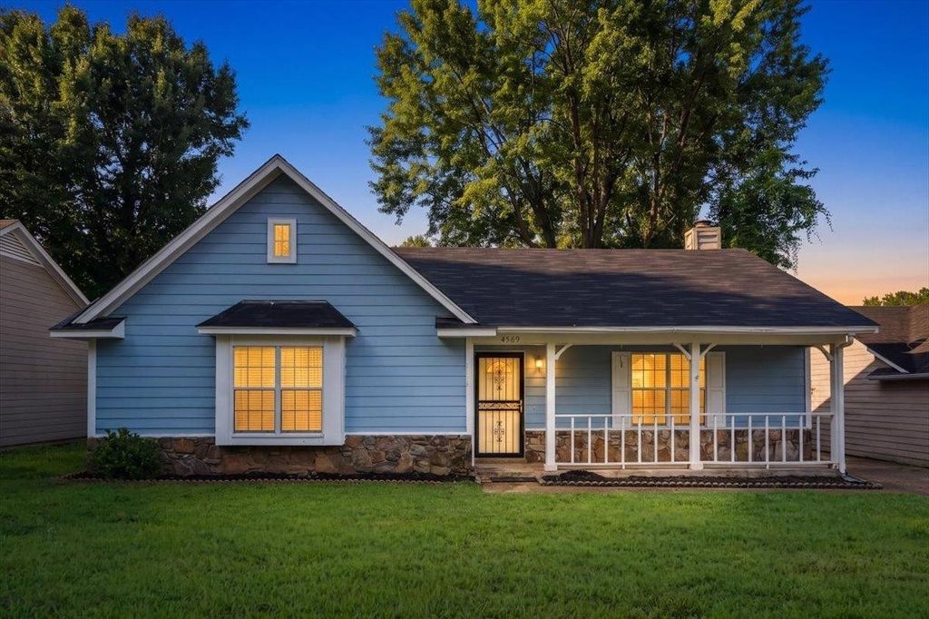 4569 Columbia Woods Ln, Millington