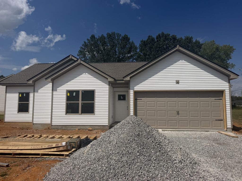 532 Phelps St, Greenbrier