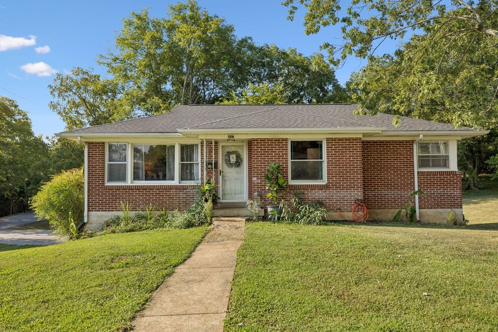 440 8th Ave S, Lewisburg