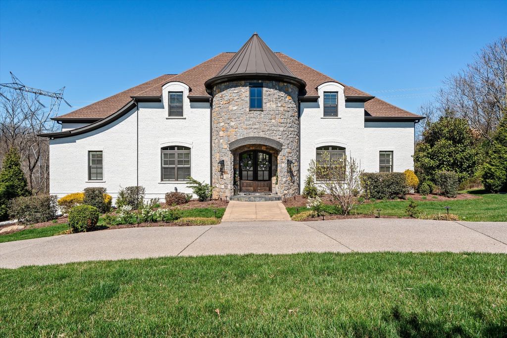 514 Legends Ridge Ct, Franklin