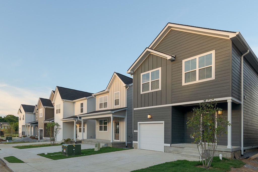 1125 Marlowe Lndg, Nashville