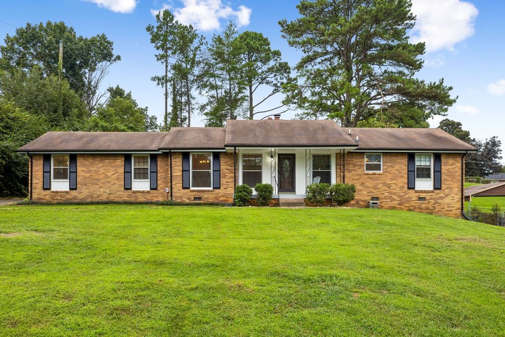 2322 Canterbury Rd, Clarksville