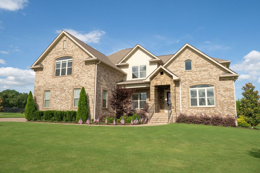 302 Kelsey Grace Pl, Mount Juliet