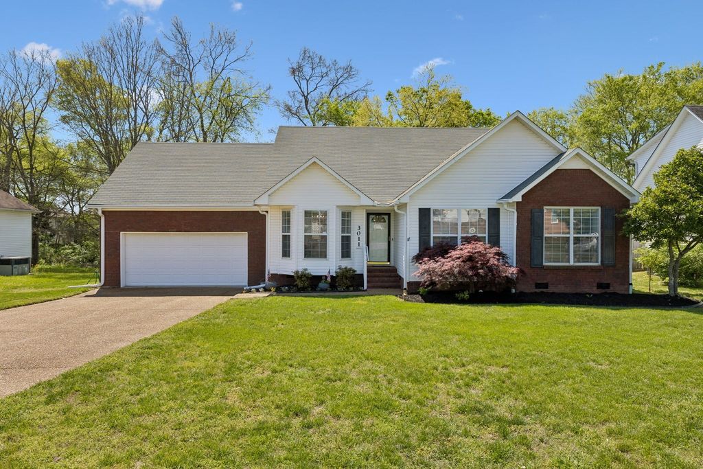 3011 Candlelite Dr, Spring Hill