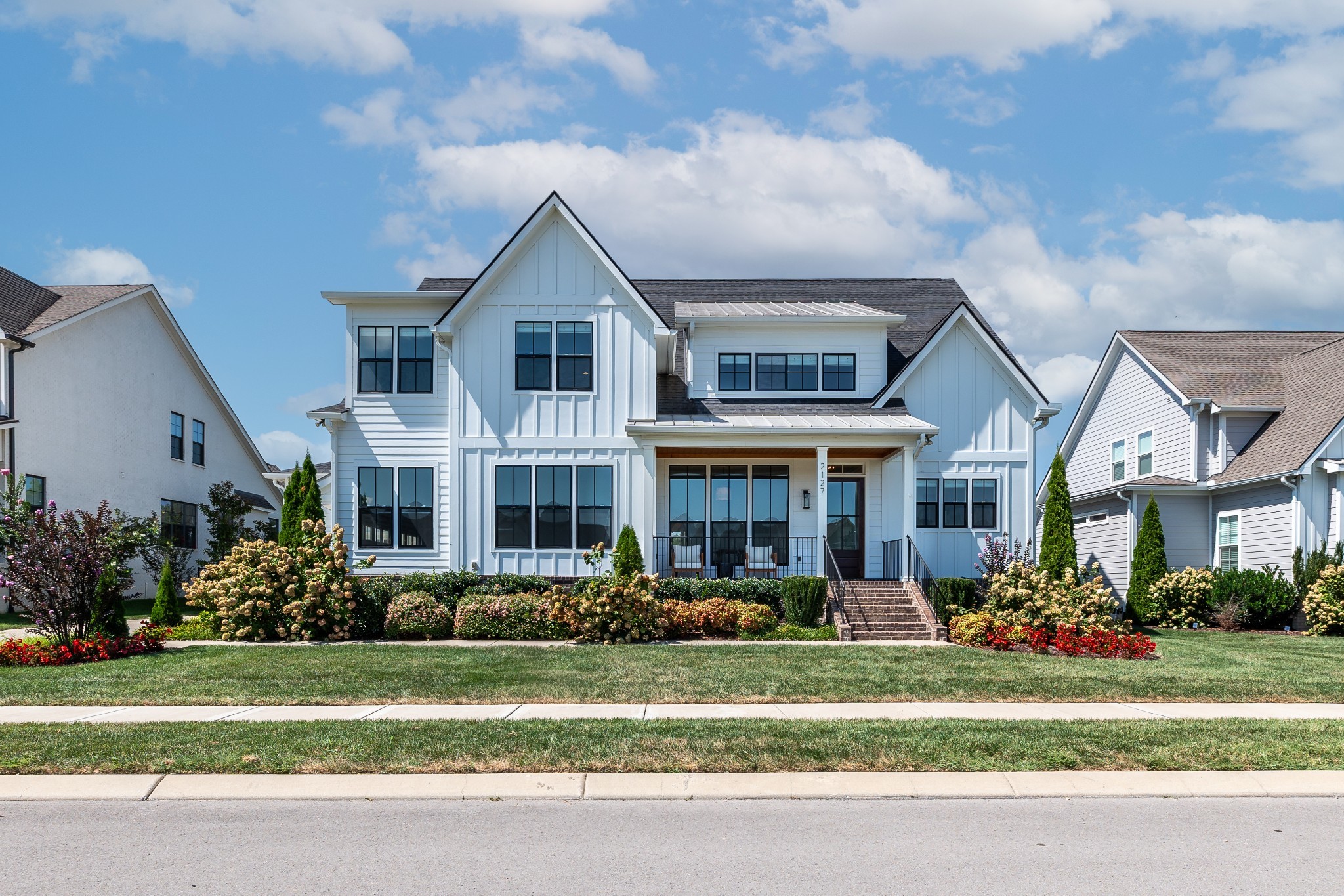 Photo of Listing #3527916