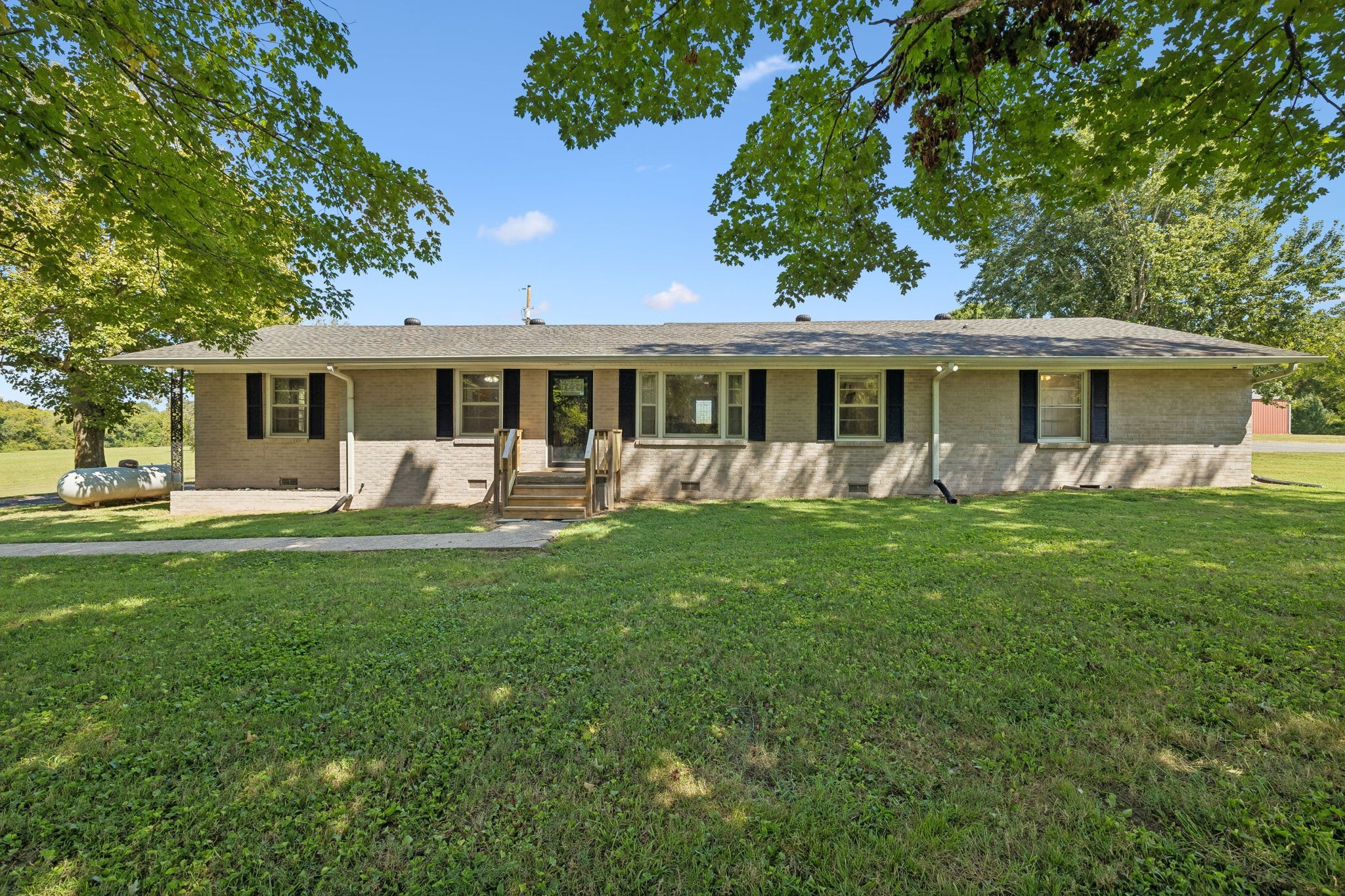 Photo for MLS 3527955 in 390 Rankin Rd Castalian Springs, TN - 37031
