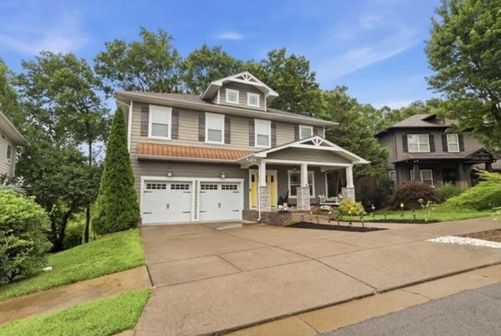 493 Highpoint Ter, Brentwood
