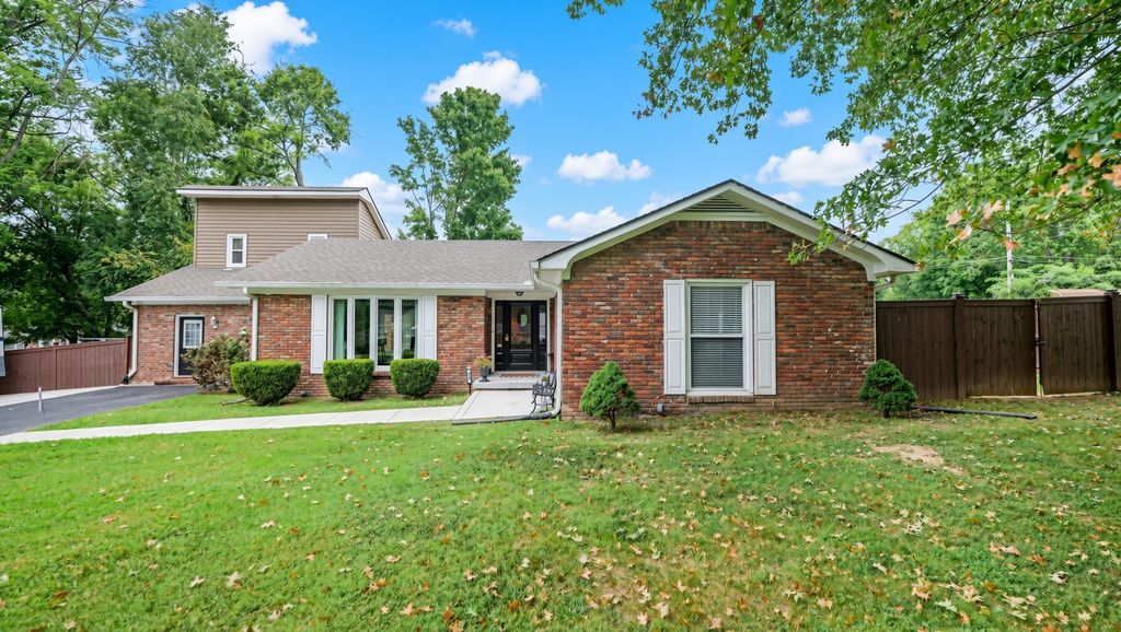 224 Glenn Ave, Gallatin