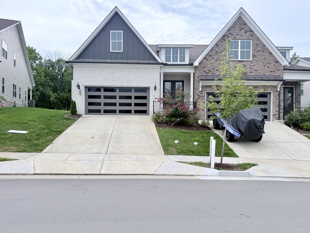 3014 Wiltshire Park Pl, Hermitage
