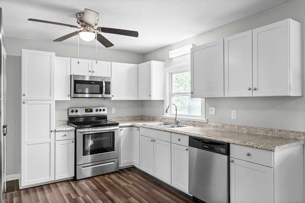 118 Johnson Cir, Clarksville
