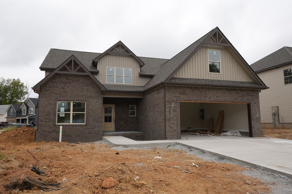 100 Sycamore Hill, Clarksville