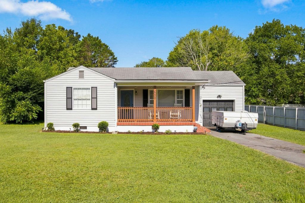 2009 Myrtle Avenue, Chattanooga