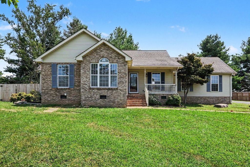 106 Dawn Ct, White House