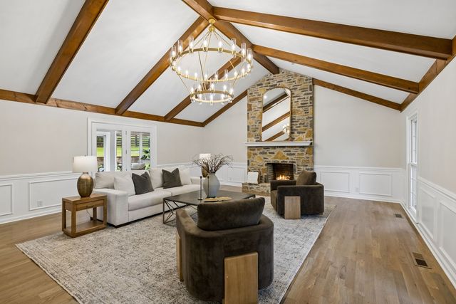 1005 Vista Cir, Franklin