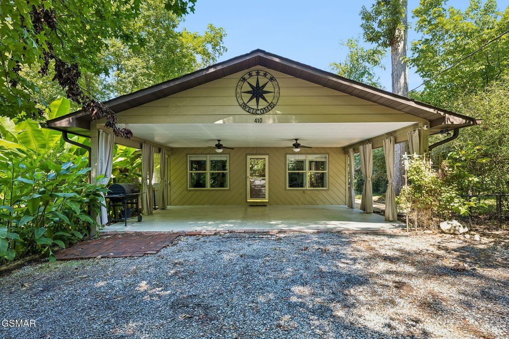 410 Owenwood Drive, Sevierville