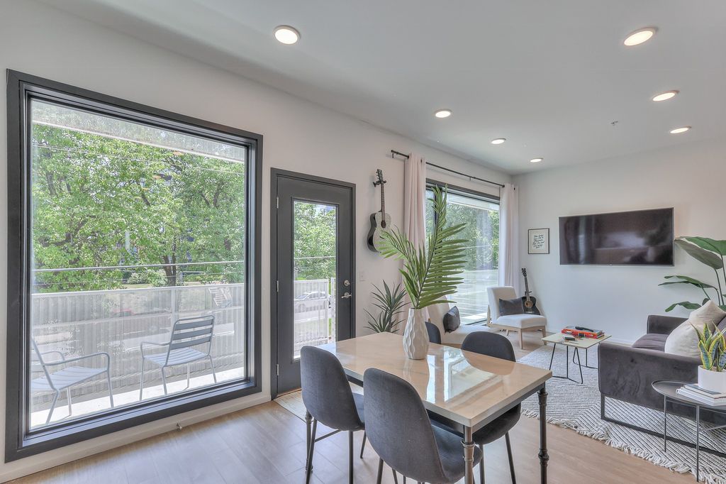 920 South Street 205, Nashville