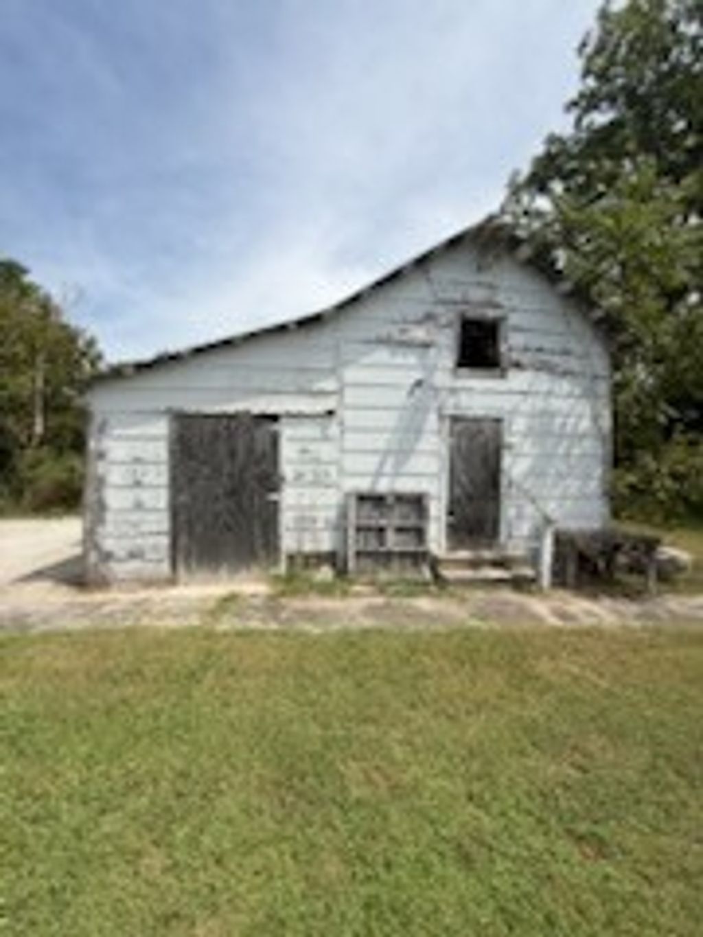 954 E Whitehall Rd, Cookeville