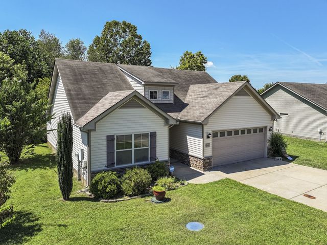 1121 Halverson Dr, Murfreesboro