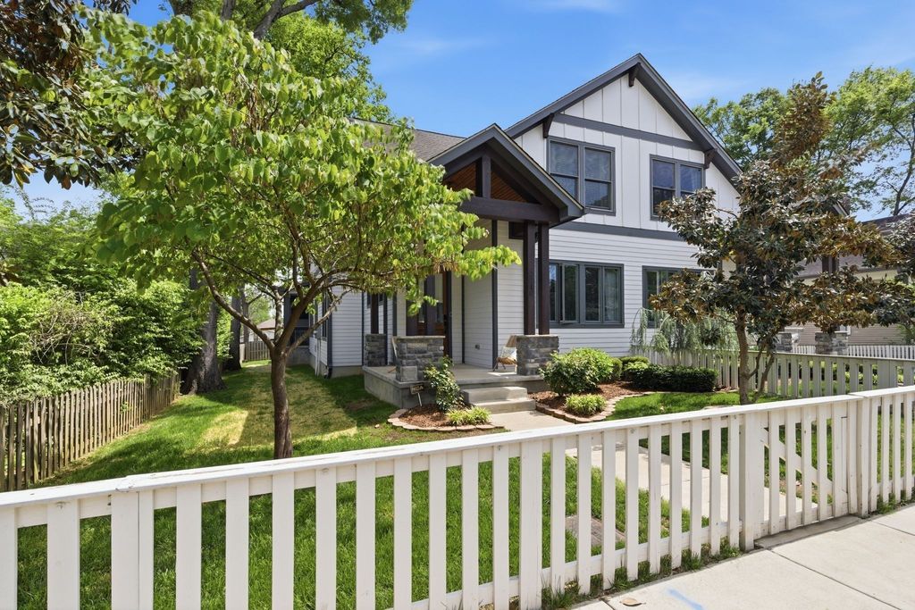 2210 Grantland Ave, Nashville