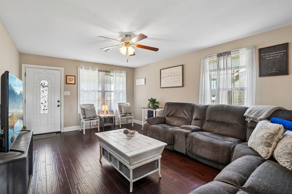 639 Hollow Crst, Clarksville
