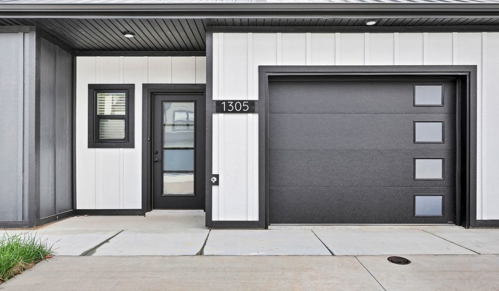 1305 Jonathan Wade Circle, Clarksville