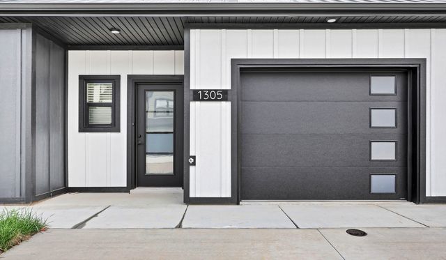 1305 Jonathan Wade Circle, Clarksville