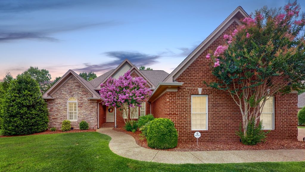 1007 Briarwood Dr, Cottontown