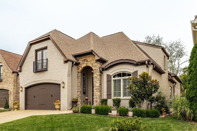 1015 Jarman Pvt Ln, Gallatin