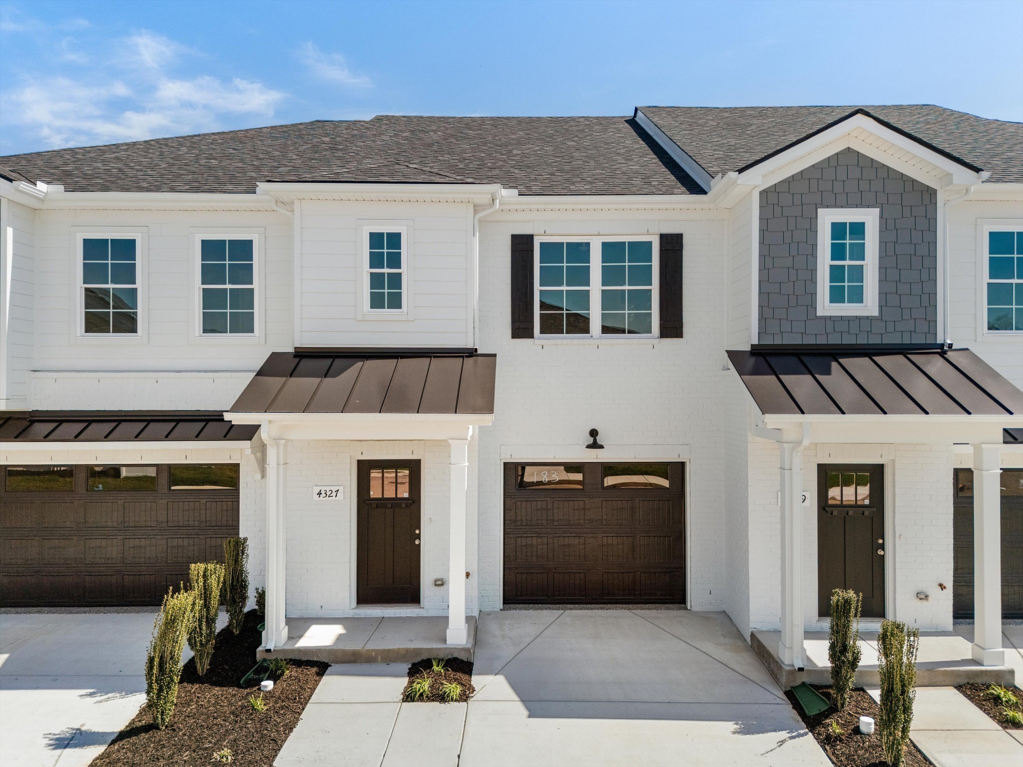 Photo of Listing #3528341