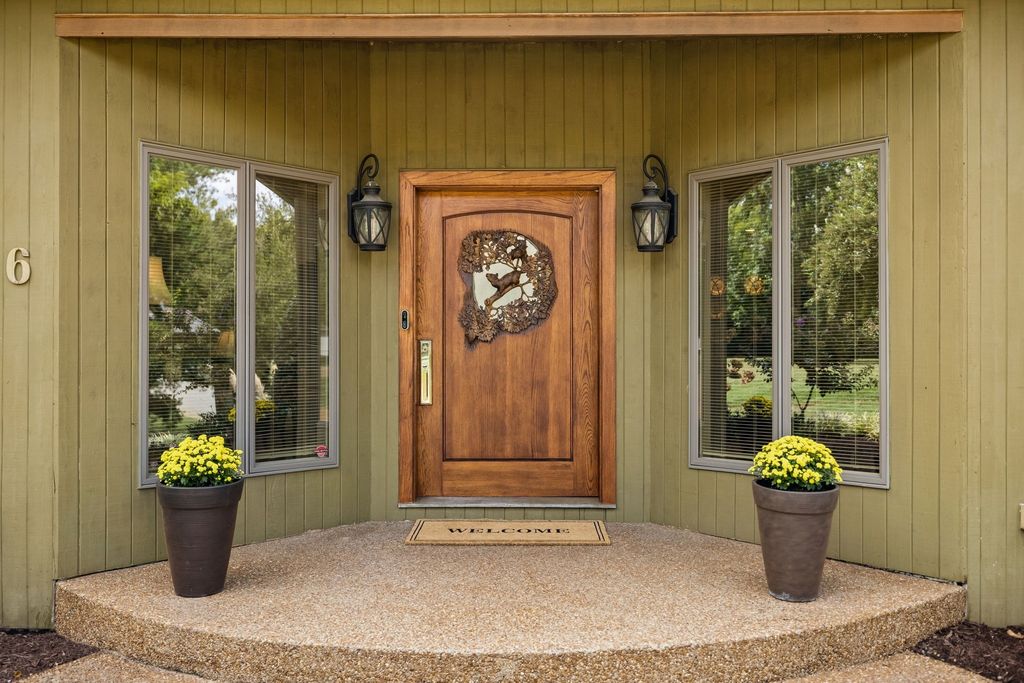 206 Kippsford Pond Rd, Columbia