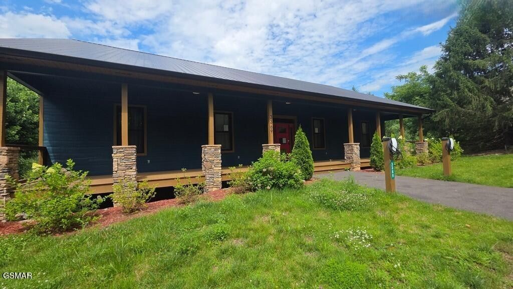 3369 Robeson Road, Sevierville