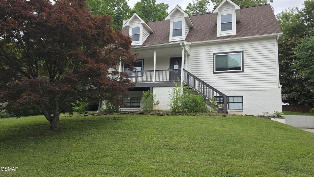 10932 Twin Harbour Drive, Knoxville