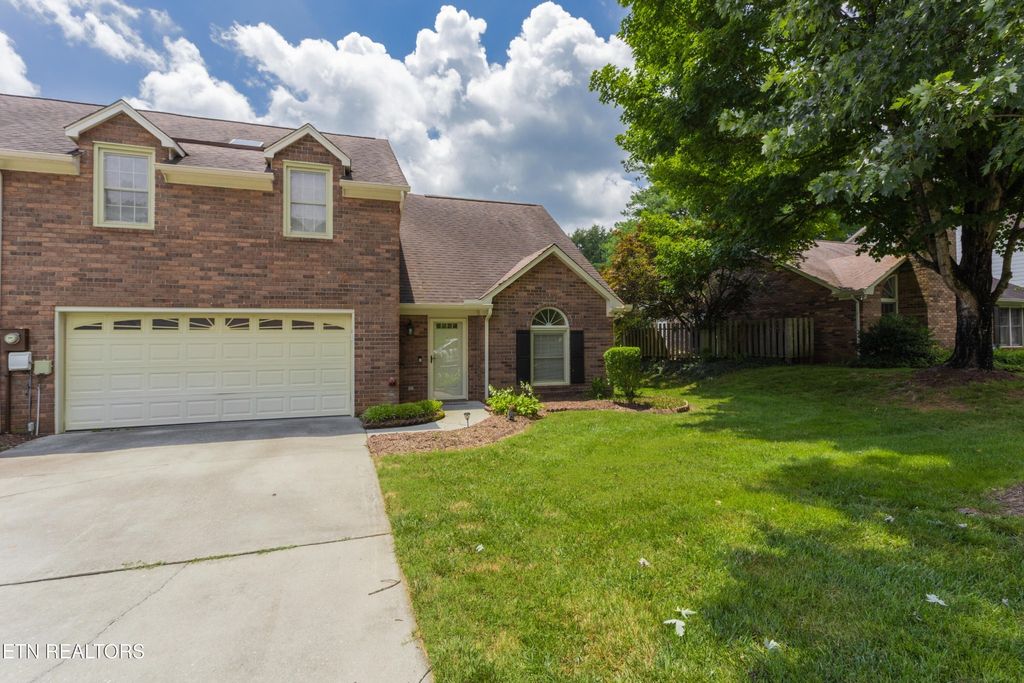 709 Landing Lane, Knoxville