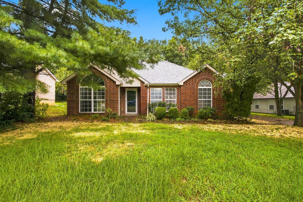 2283 Joann Dr, Spring Hill