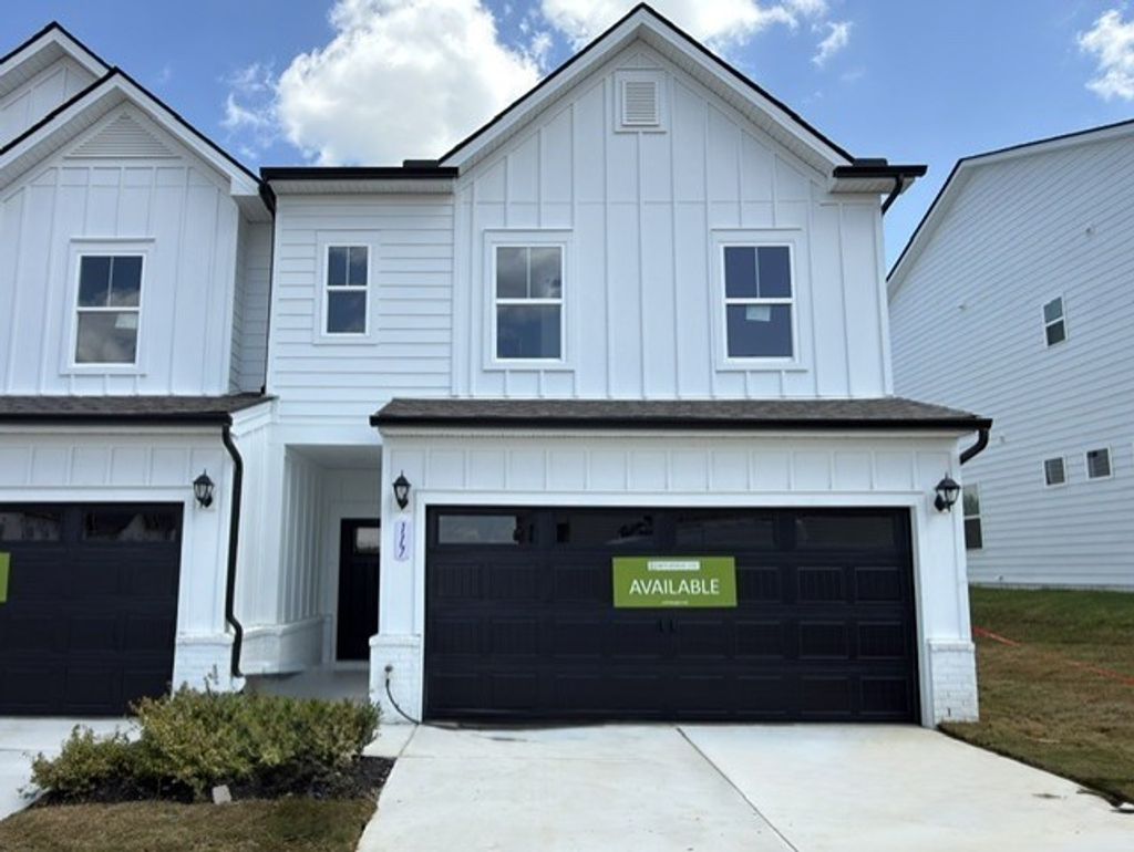 127 Yarrow Loop, Clarksville
