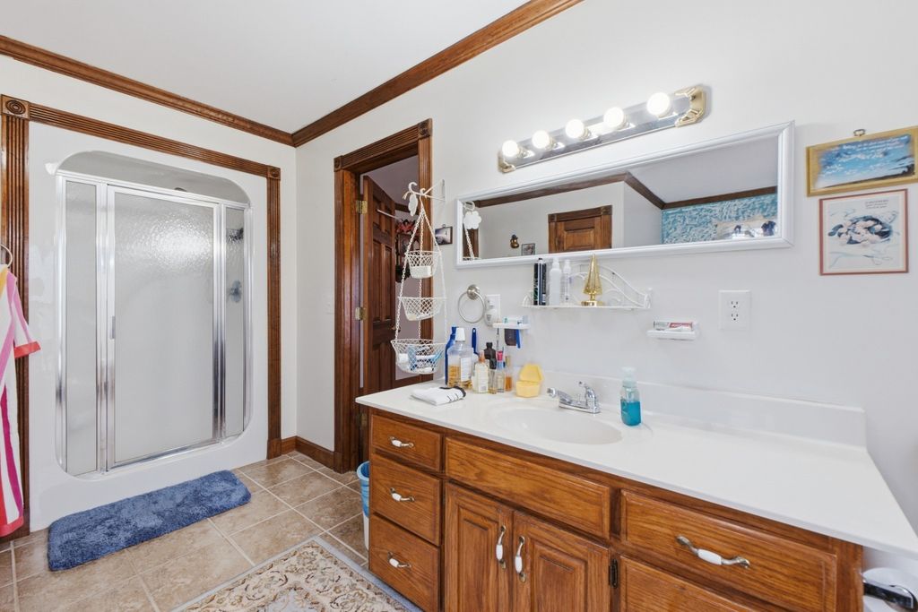 4670 Georgetown Rd Nw, Cleveland