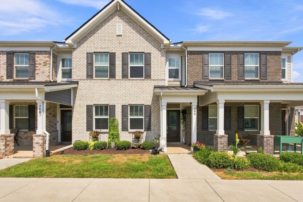 306 Lydia Dr, Murfreesboro