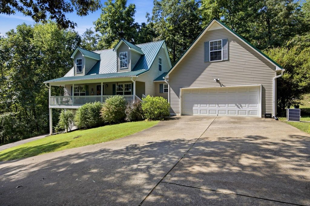 3041 Lower River Road Nw, Georgetown