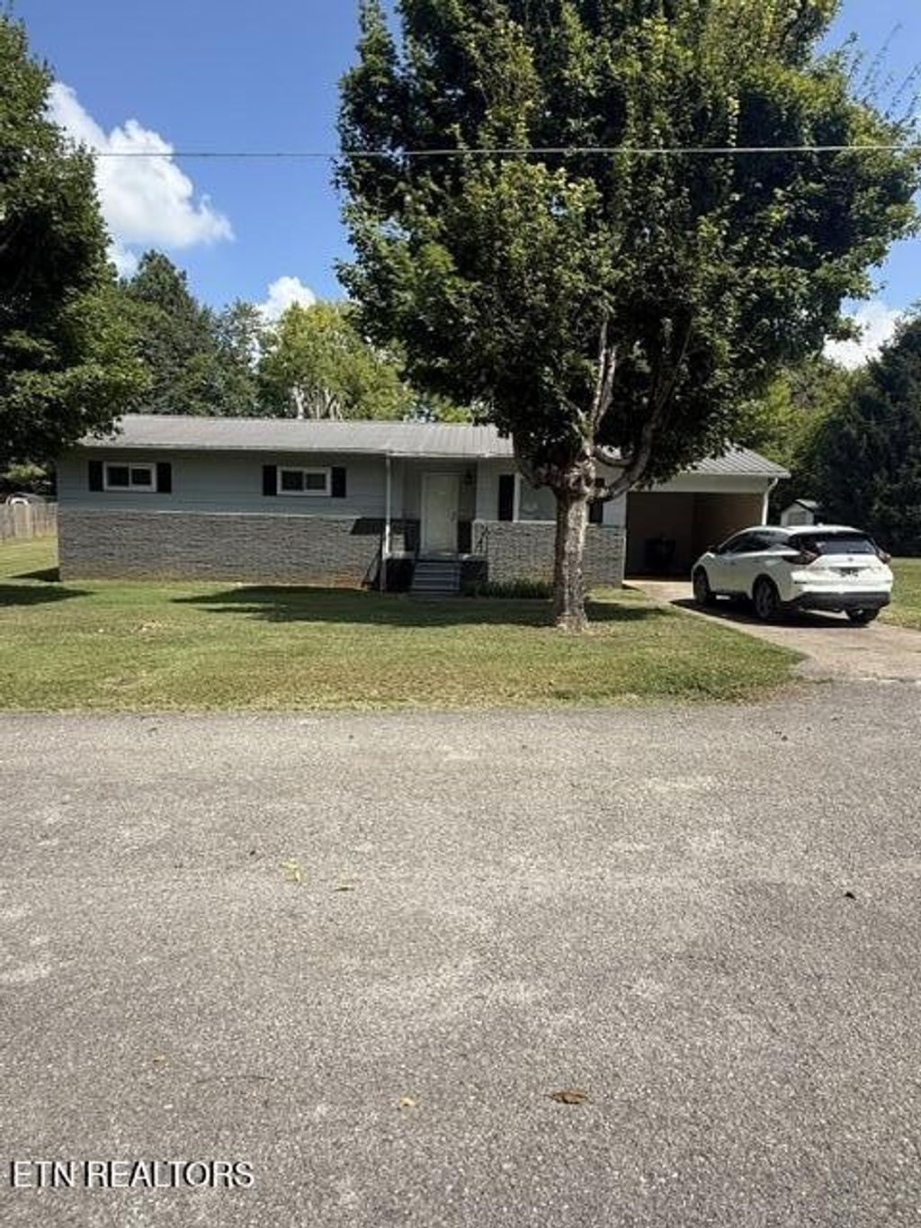 232 Meadow Lane, Sweetwater