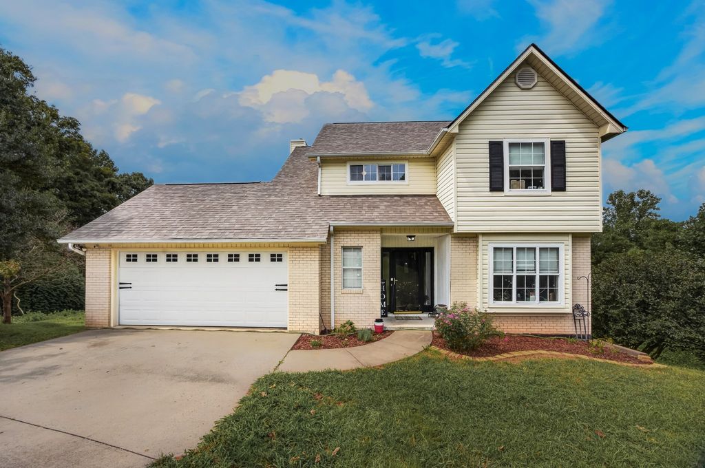 171 Matthew Ln, Dayton
