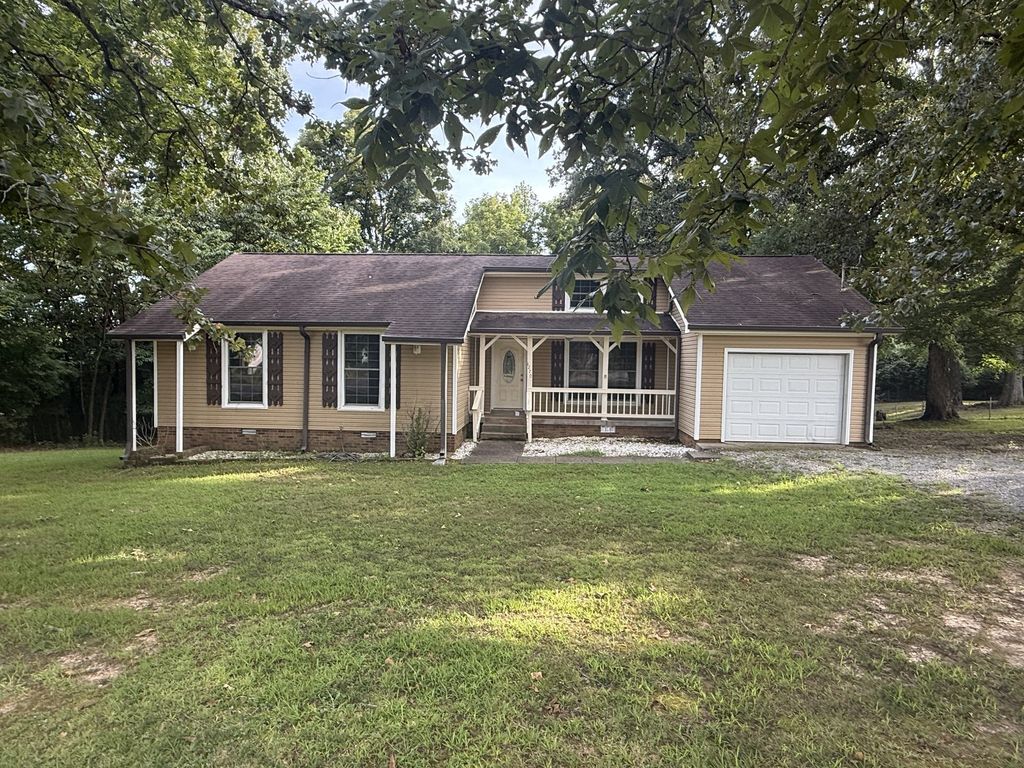 1270 Gip Manning Rd, Clarksville