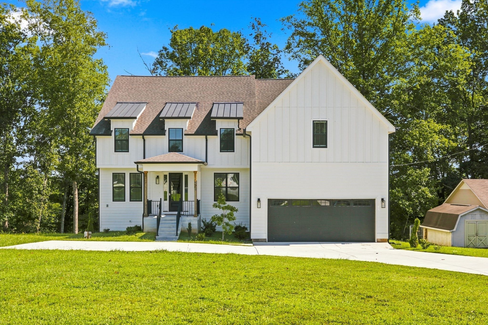 Photo of Listing #3528732