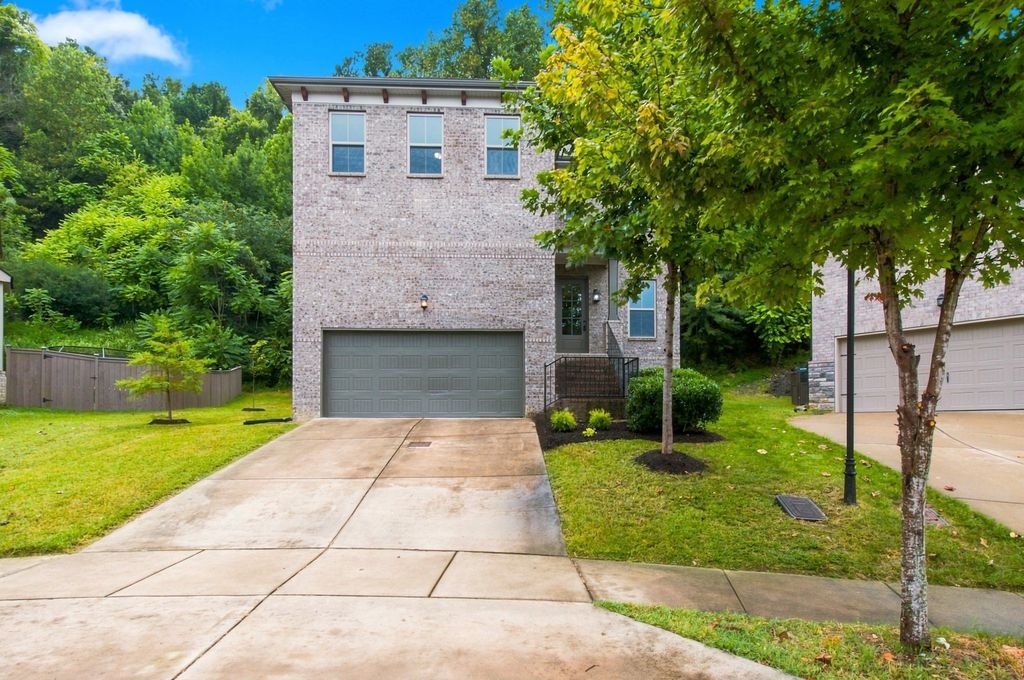 1457 Scarcroft Ln, Nashville