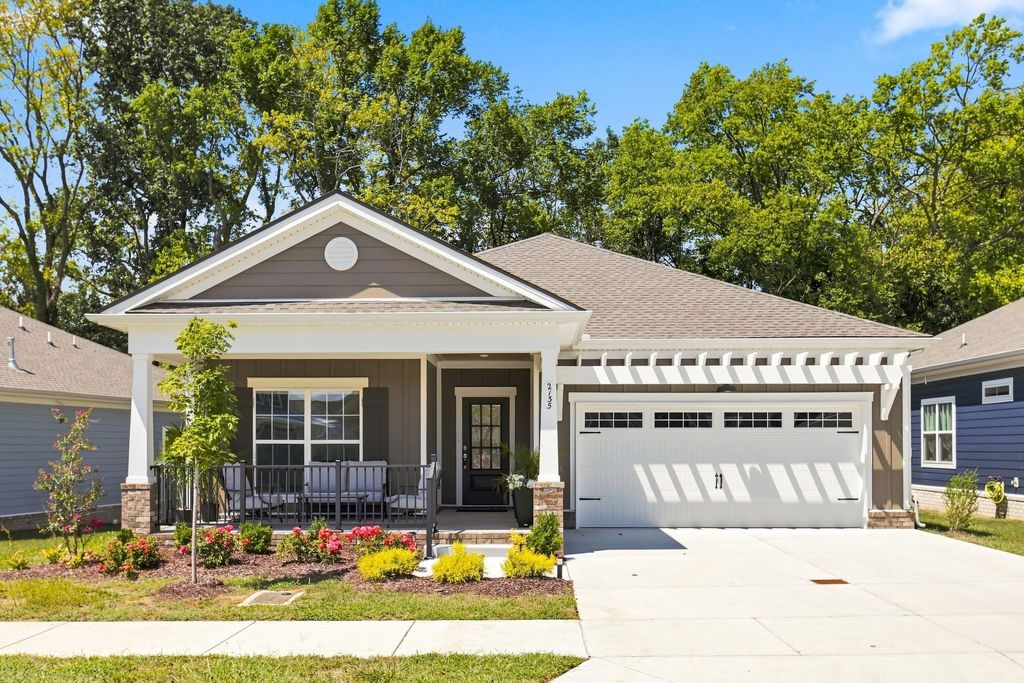 2135 Rotorua Dr E, Antioch